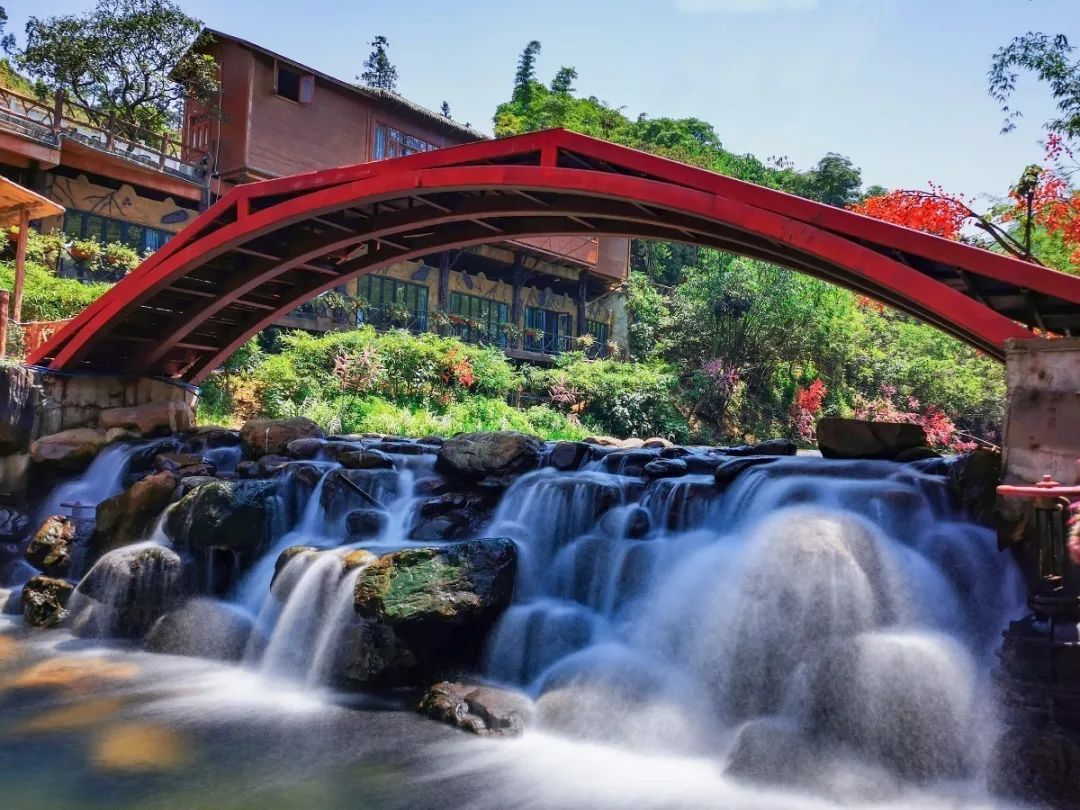 古龙峡下雪直播,古龙峡雪景
