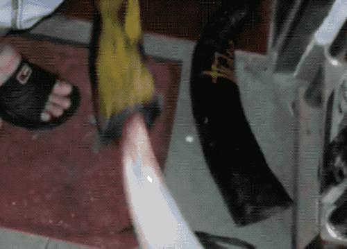 牛角梳:怎么从圆圆一个大牛角到平平无奇一把梳?