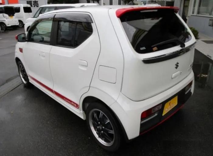 铃木奥拓和本田飞度哪个比较靠谱,铃木奥拓“经济版”亮相