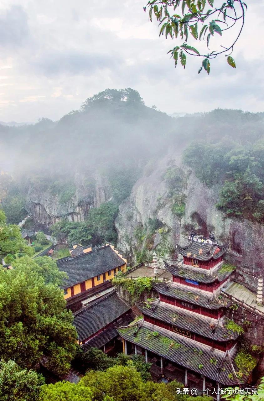 无需攻略,这12个绝美宝藏小城,随便挑一个小住几日,就很惬意