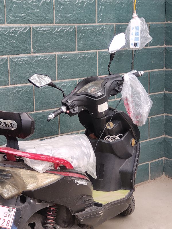 电动车电池什么情况才会爆炸,电动车爆燃的都是什么电池