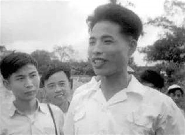 鲁迅和闰土因为什么去世,鲁迅闰土的后代100年后再聚首