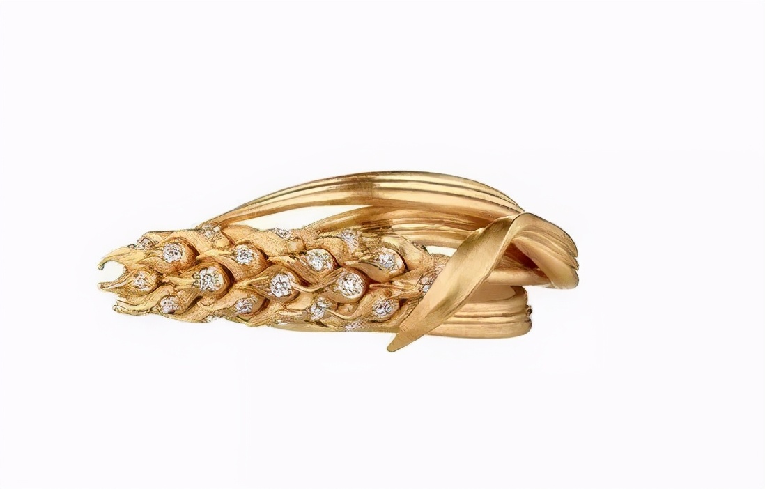 以食物为元素打造的珠宝，欧洲人爱了几百年，国人擅长用翡翠制作