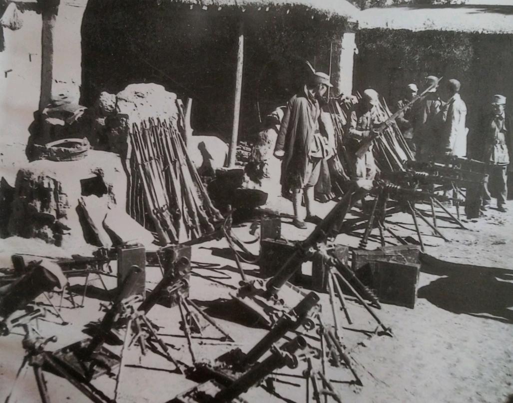 八年艰苦抗战，八路军的*药弹**从哪里来？毛*东泽**指示：另辟蹊径