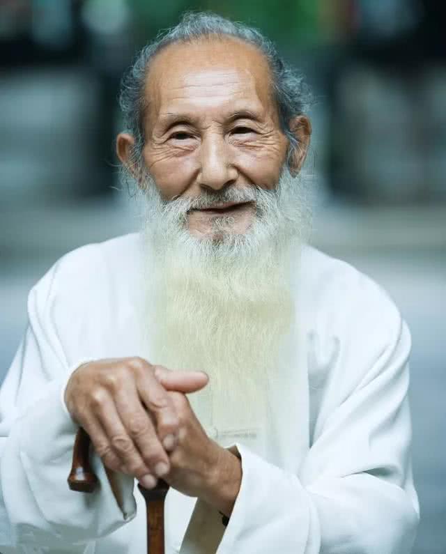 成大事者一看便知,一个人成大器的六大特质