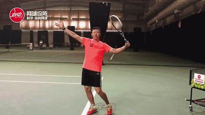 费德勒网球十大技巧,费德勒网球发球教学