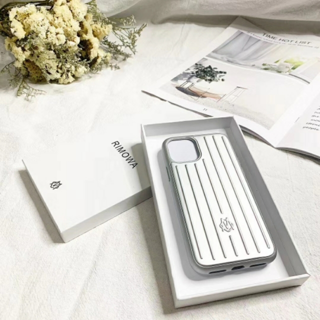 可以做手机壳的图片,可以做背卡的透明手机壳