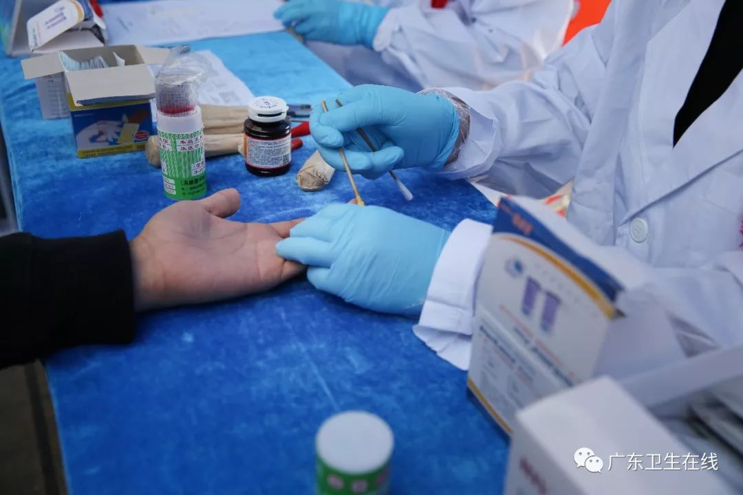 开车怎么预防感染艾滋病,开车会感染艾滋病吗