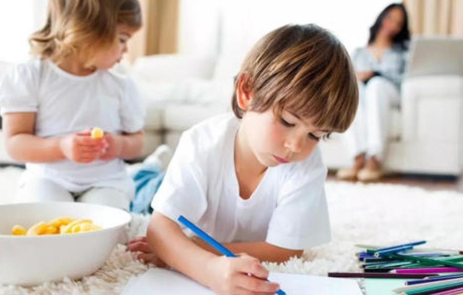 孩子爱插话情商低,孩子喜欢插话解决方法