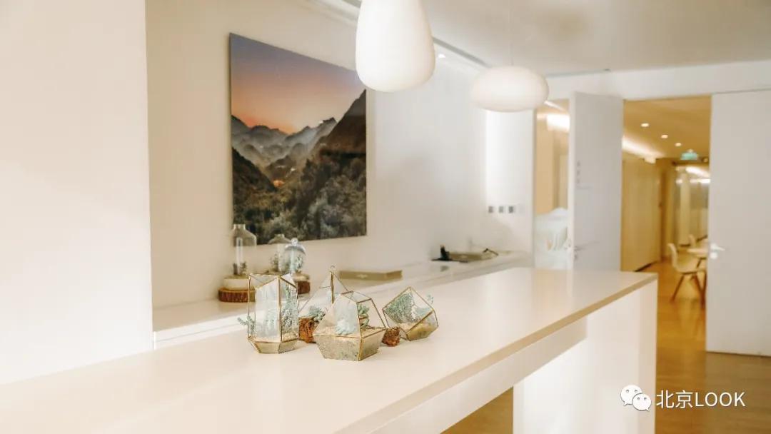 soho极简小办公室,soho北京总部设计