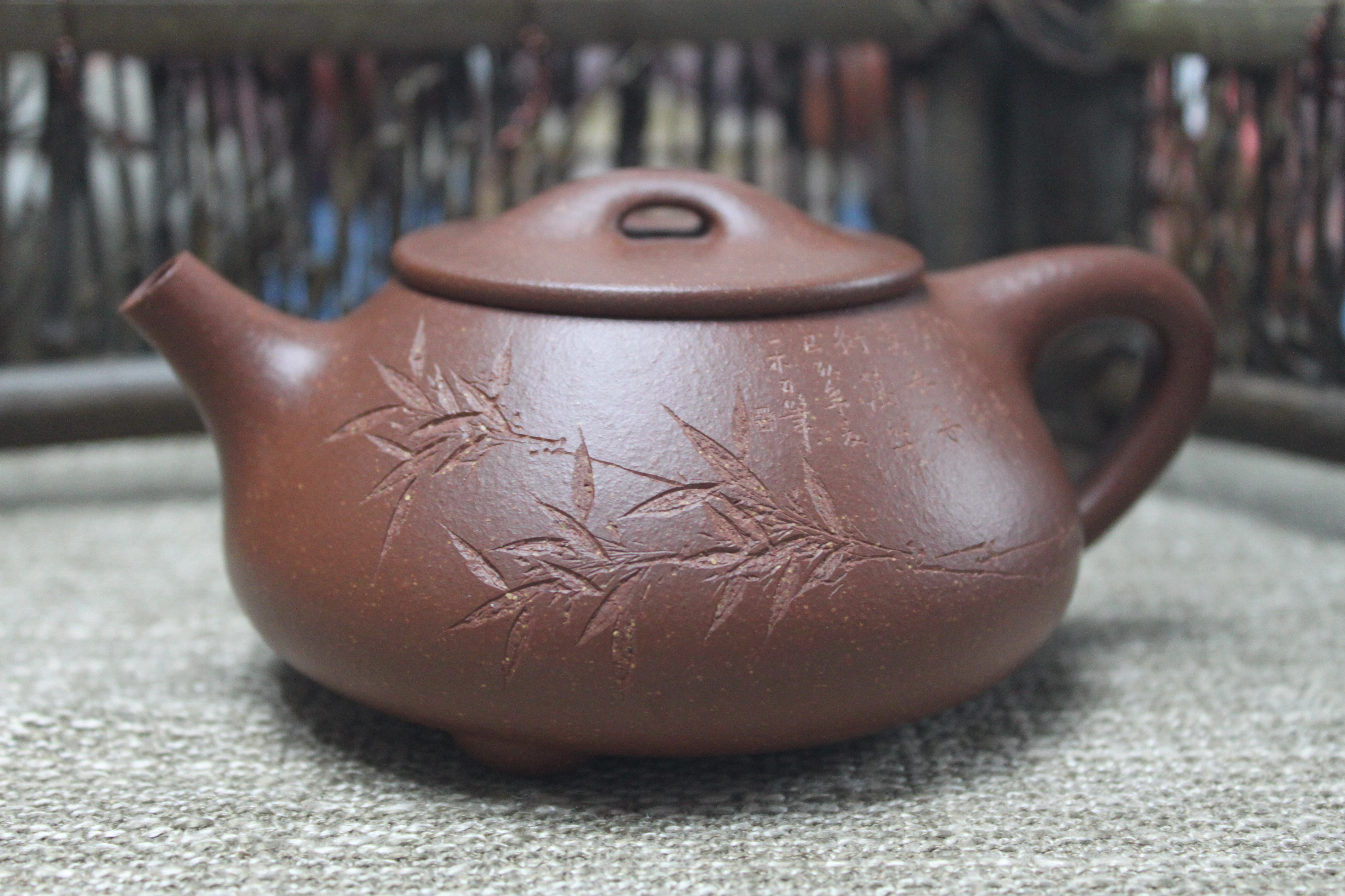 紫砂壶手工练泥和机械泥的区别,宜兴紫砂用什么手工