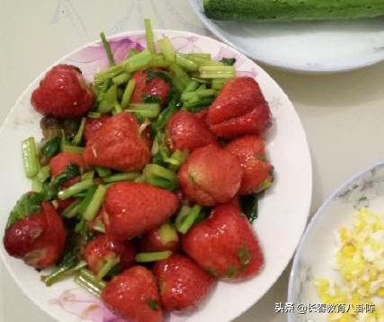 高校食堂最新硬核菜：12元就能买只甲鱼！长春大学食堂谁才是王者