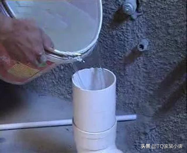 新房装修厕所水管安装,装修水管安装