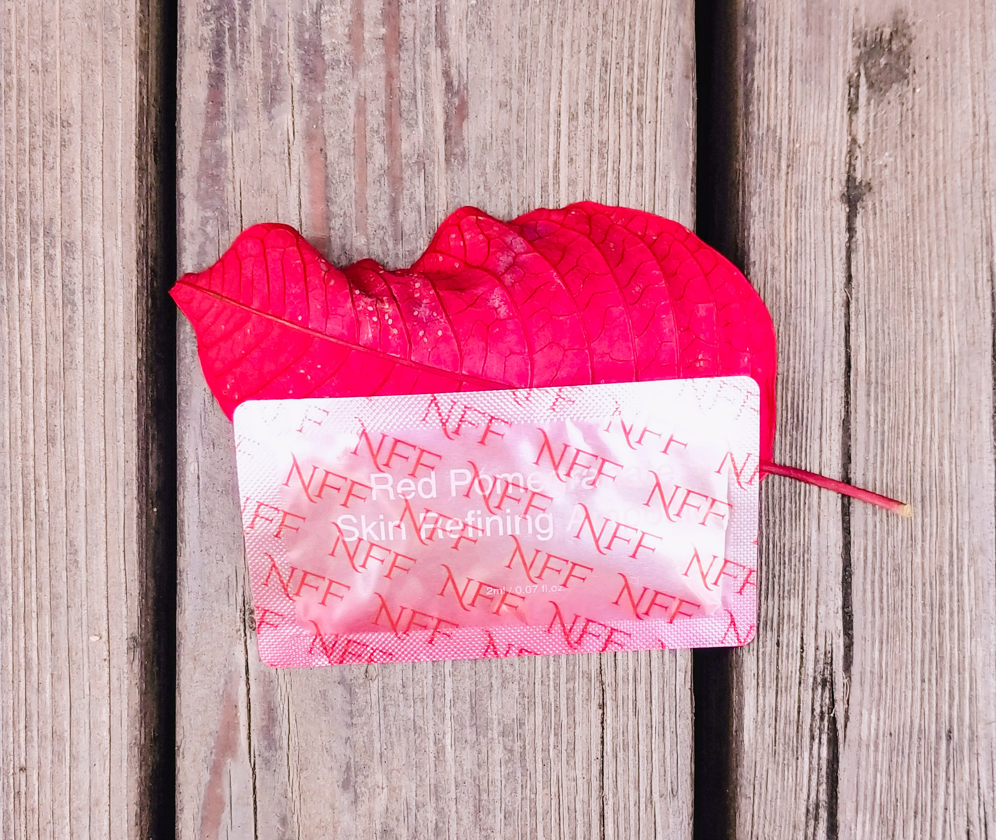 红石榴的日霜真假区别在哪儿图片,红石榴nff怎么辨别真假