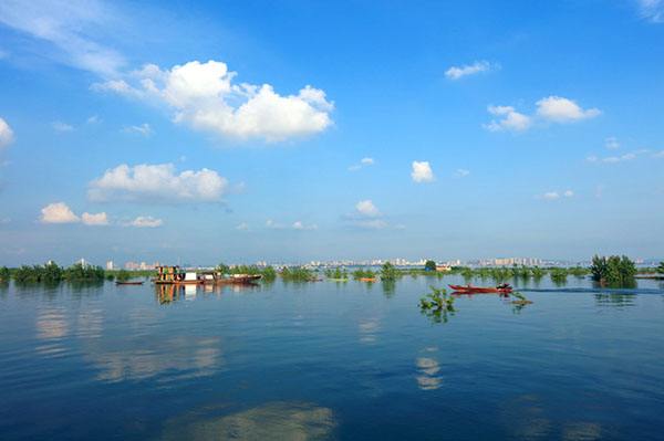 描写洞庭湖风景的诗,描写洞庭湖的诗句古诗有哪些