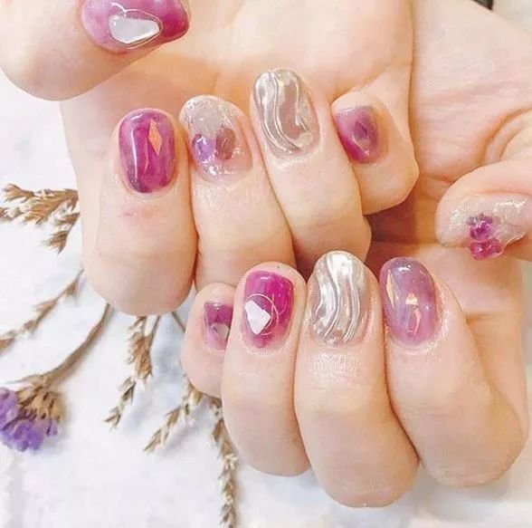 可盐可甜的美甲图片,手残党学的会的水波纹美甲教程