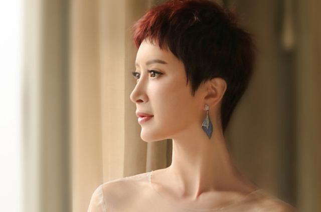 女演员左小青视频,女演员谁是95后