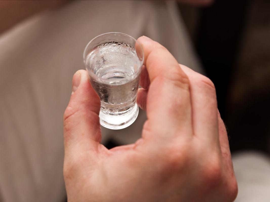 晚上喝酒吃什么菜不长胖,如何喝酒不那么伤身体