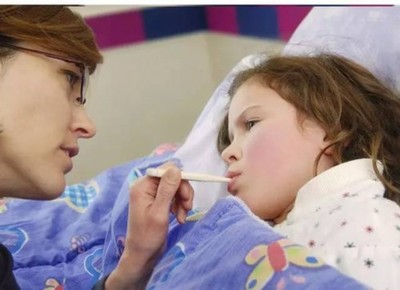 宝宝用酒精擦身退烧后有红点,3个月宝宝发烧酒精如何物理降温