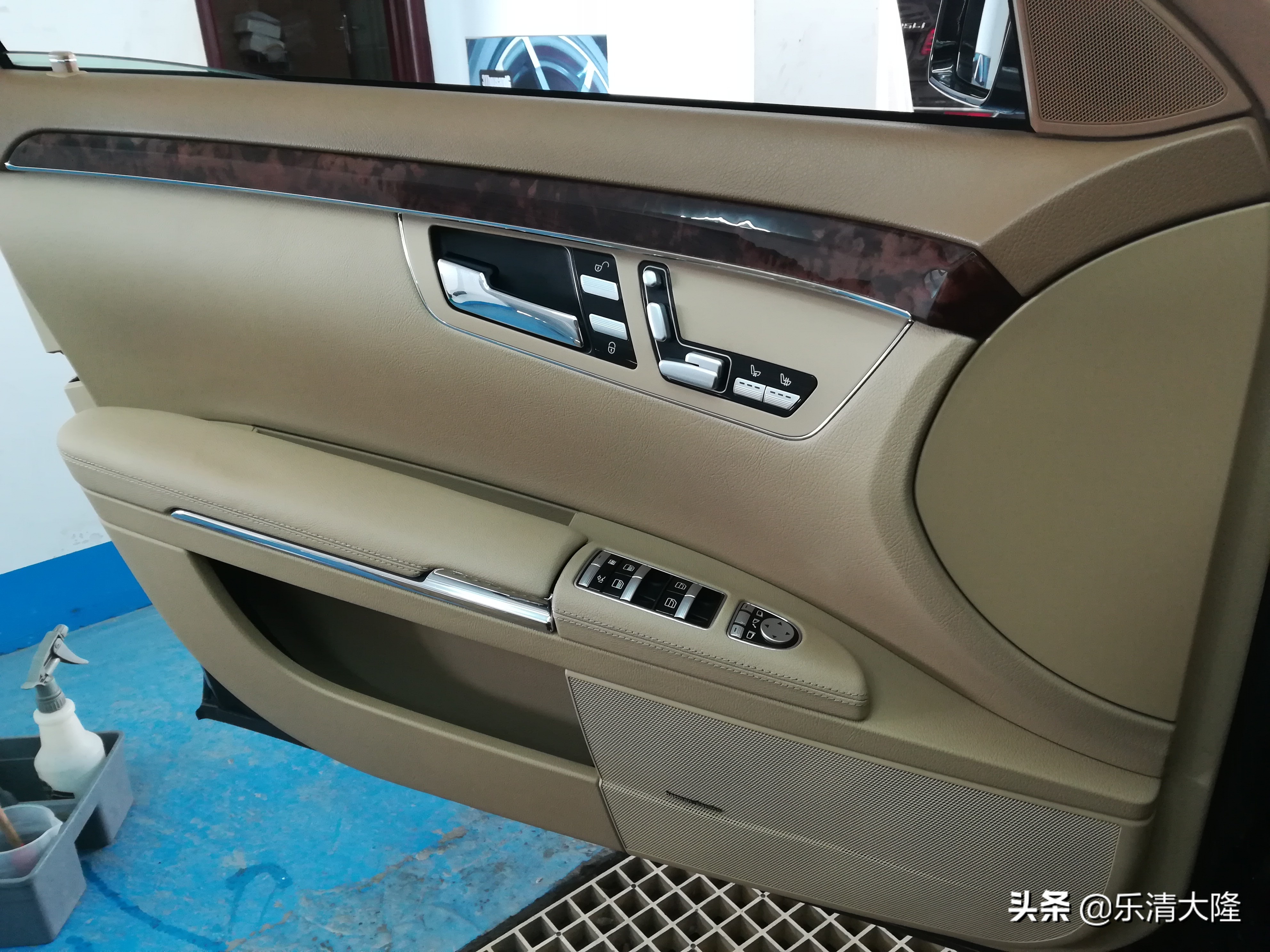 奔驰s350门边镀铬条,奔驰s350座椅清洗翻新