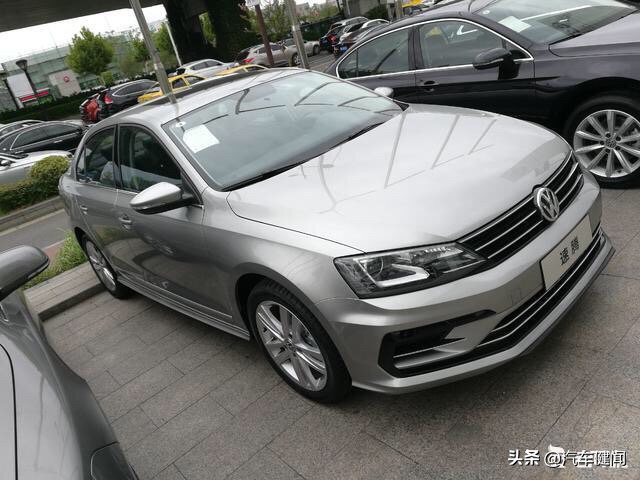 买台二手大众车,大众速腾二手19年与b级车比较