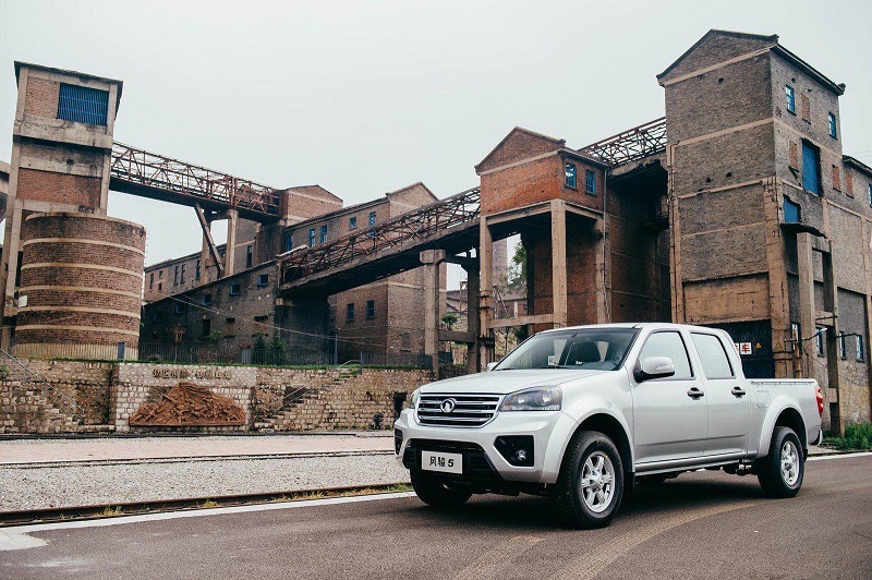 长城风骏5欧洲版2.8t和2.0t哪个好,2016年长城风骏5柴油版2.8t四驱