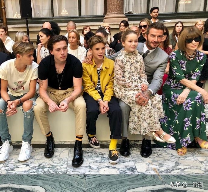 贝克汉姆晒与贝嫂红毯秀,贝克汉姆全家出街颜值爆棚