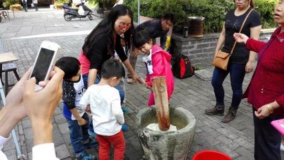 农家糍粑香味浓,桂花糯糍粑