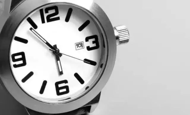 轮毂怎么样才有必要修复,轮毂里面怎么除锈