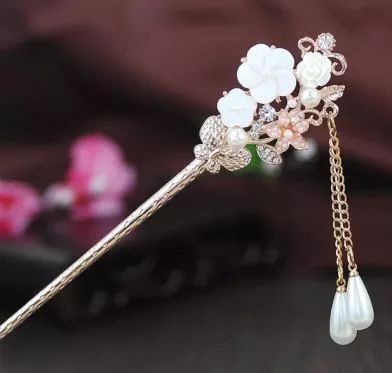 同袍们注意了！这家小店要开业啦！正在狂送优惠...