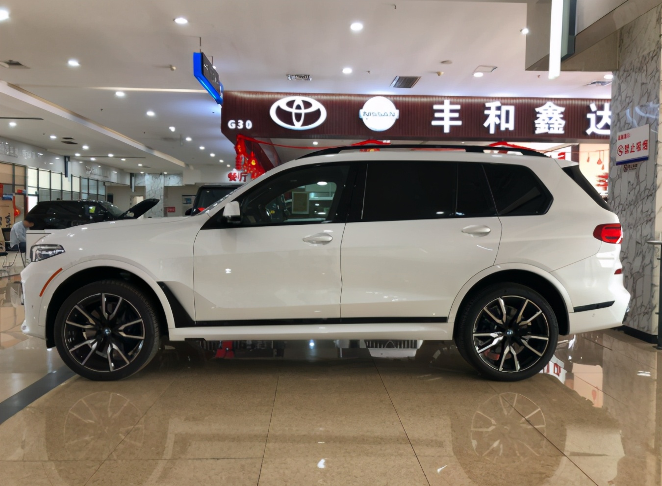 如何区别中规车和平行进口车,什么是平行进口车通俗易懂