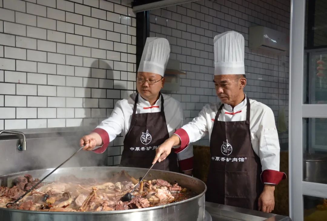 这家祖传四代的“LV”肉馆，没来过的别说自己是许昌老吃家儿