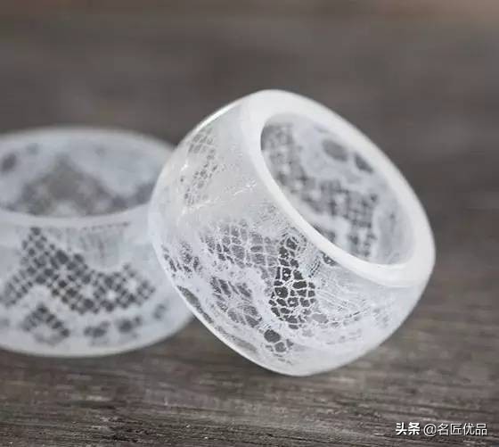 蕾丝手工制作衣服装饰,蕾丝旧衣服变废为宝