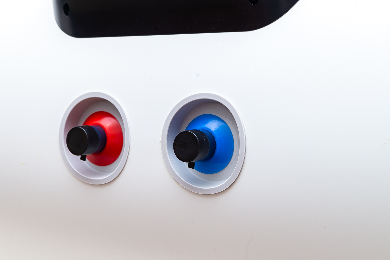 安全智能电热水器,速热式电热水器安全