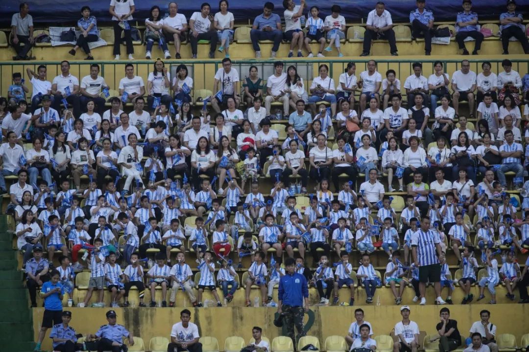 拼到最后！扎哈维平个人单季进球纪录