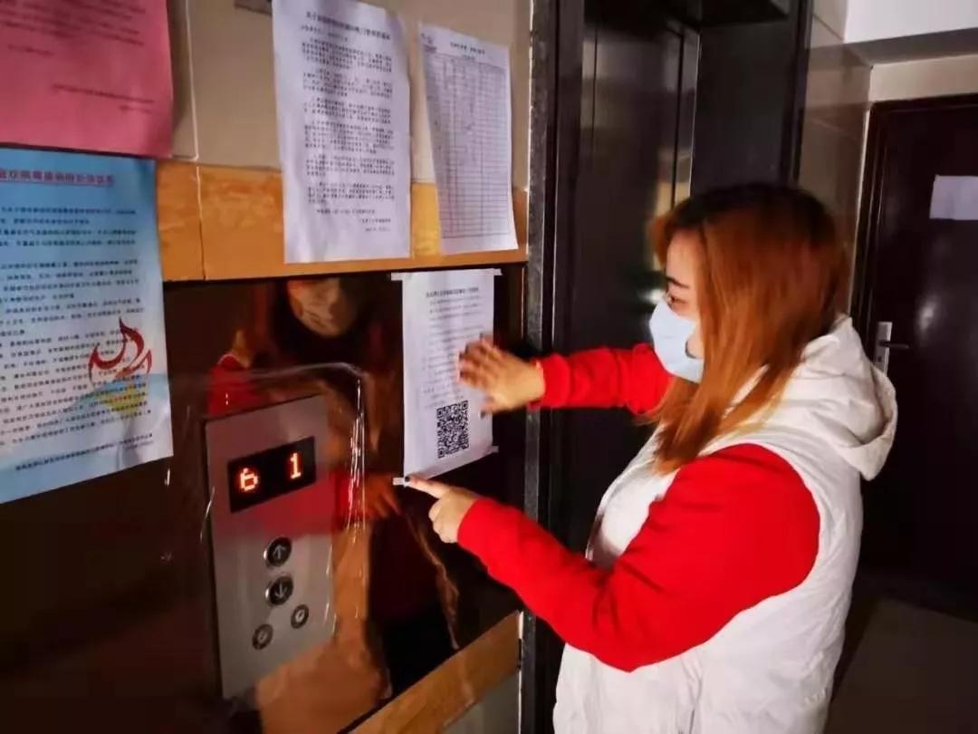 门口出现“神秘蔬菜”，还有“田螺楼长”！北理珠这几天不一般…