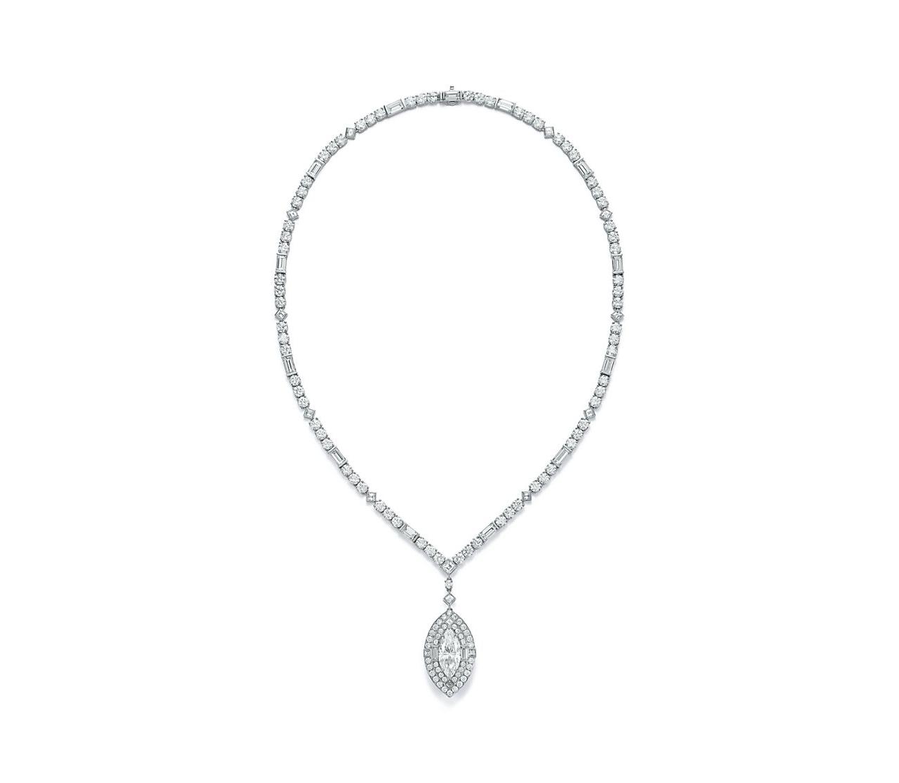 她一个戒指就1600000元,香港金像奖女星珠宝配饰图鉴,谁最耀眼