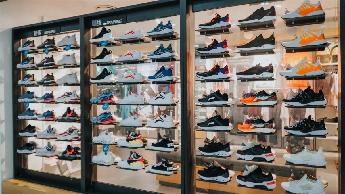 @准大学生们！请收下来自郑州百货大楼的开学大礼包