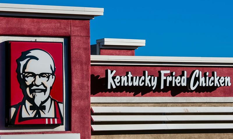 肯德基白胡子老头广告,肯德基白胡子老头