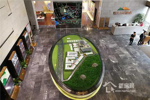 跟几个朋友过去买了十几套恒大时尚惠谷，不知道后期如何