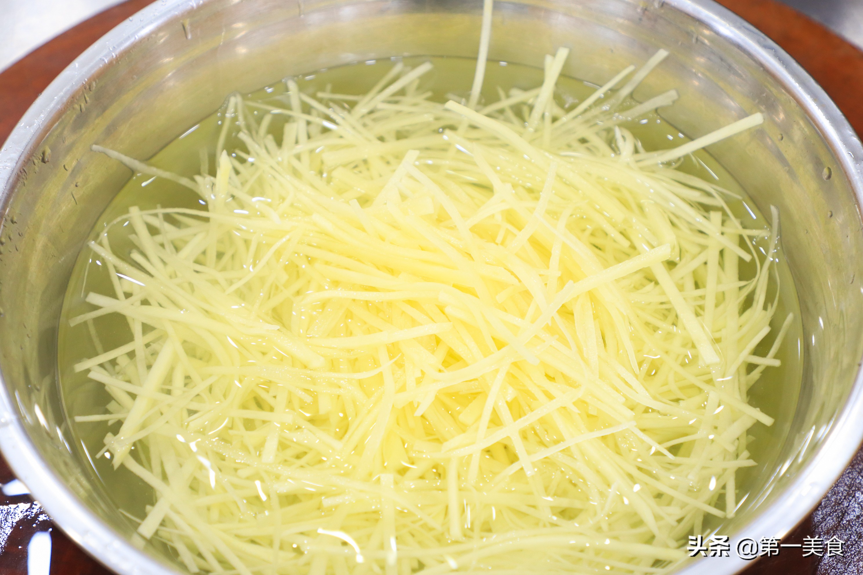 航天员回来第一餐吃什么,航天员返回第一餐