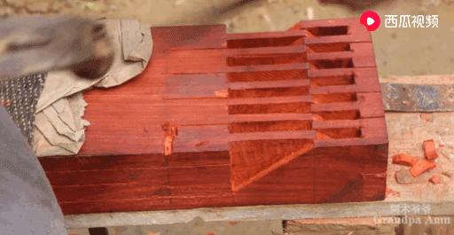 西瓜视频独家签约创作人阿木爷爷，被央视新闻联播点赞了