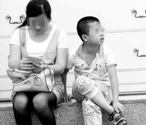 陪家人陪孩子却唯独没有陪你,陪伴孩子和陪着有什么区别