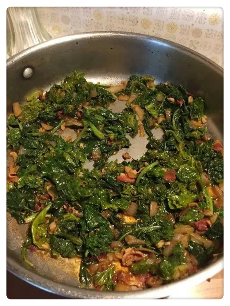 抠门最高境界一家三口吃一个鸡蛋,抠门老板家财万贯一个鸡蛋吃一年