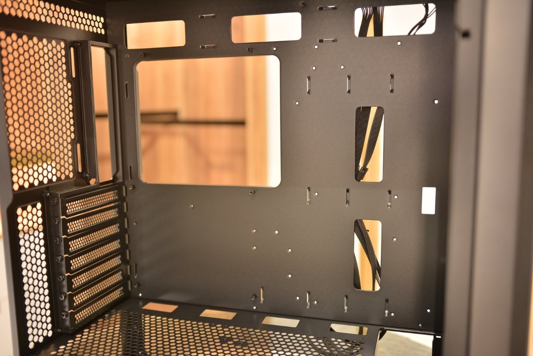 先马鲁班1机箱装机体验感怎么样,先马鲁班1机箱安装几个风扇够用