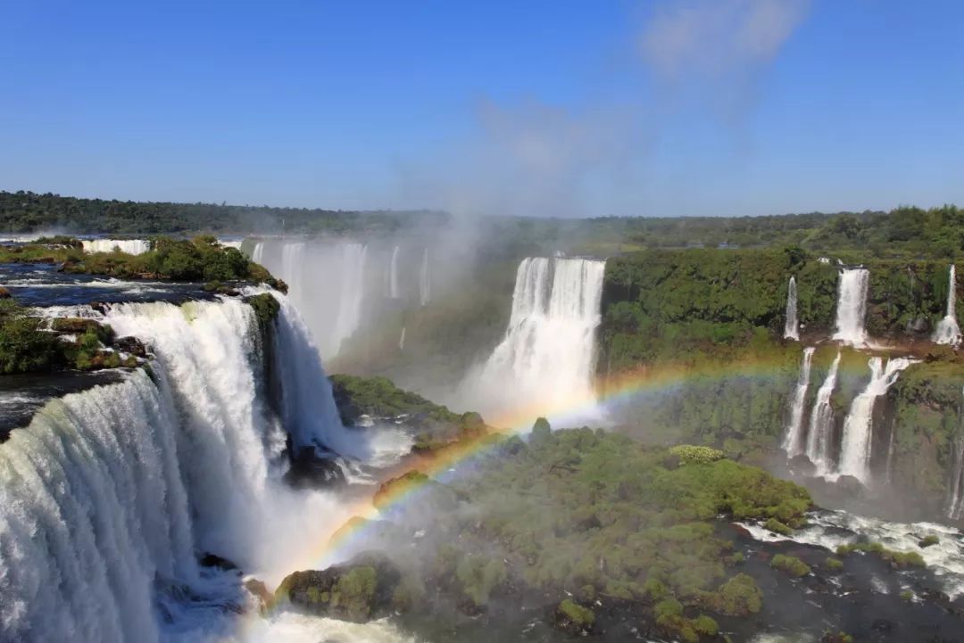 全球最迷人的国家,世界上女人最多又漂亮的国家