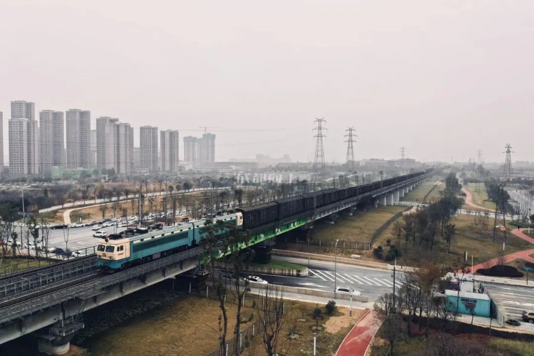 东南西北修公园大PK：城东，成华更凶还是龙泉更猛？