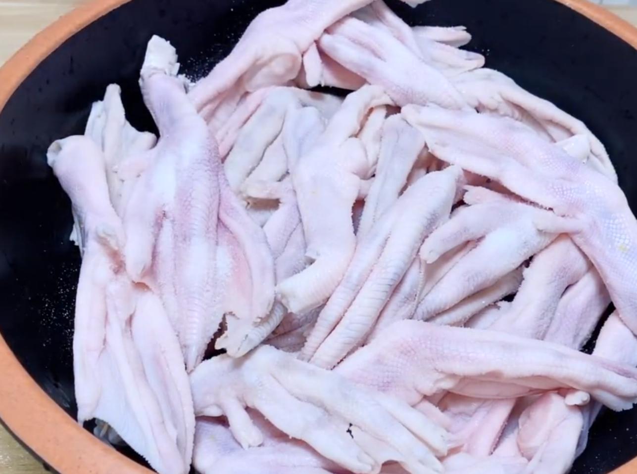 传统卤鸭掌做法,卤鸭掌家庭版正宗制作方法