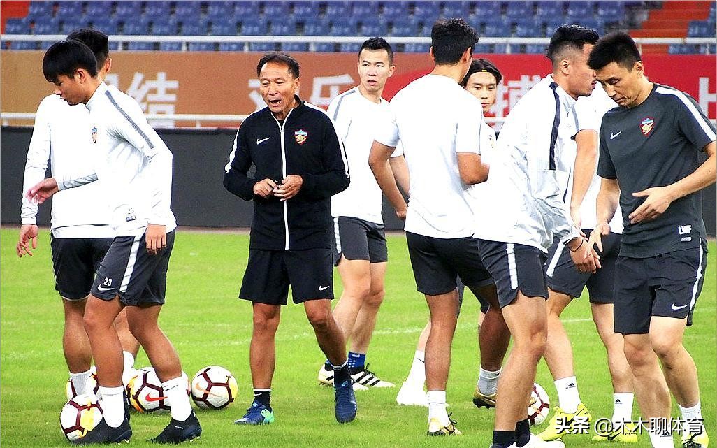 真假几何?传恒大找国安、苏宁“要”国脚,许家印打造国足全华班
