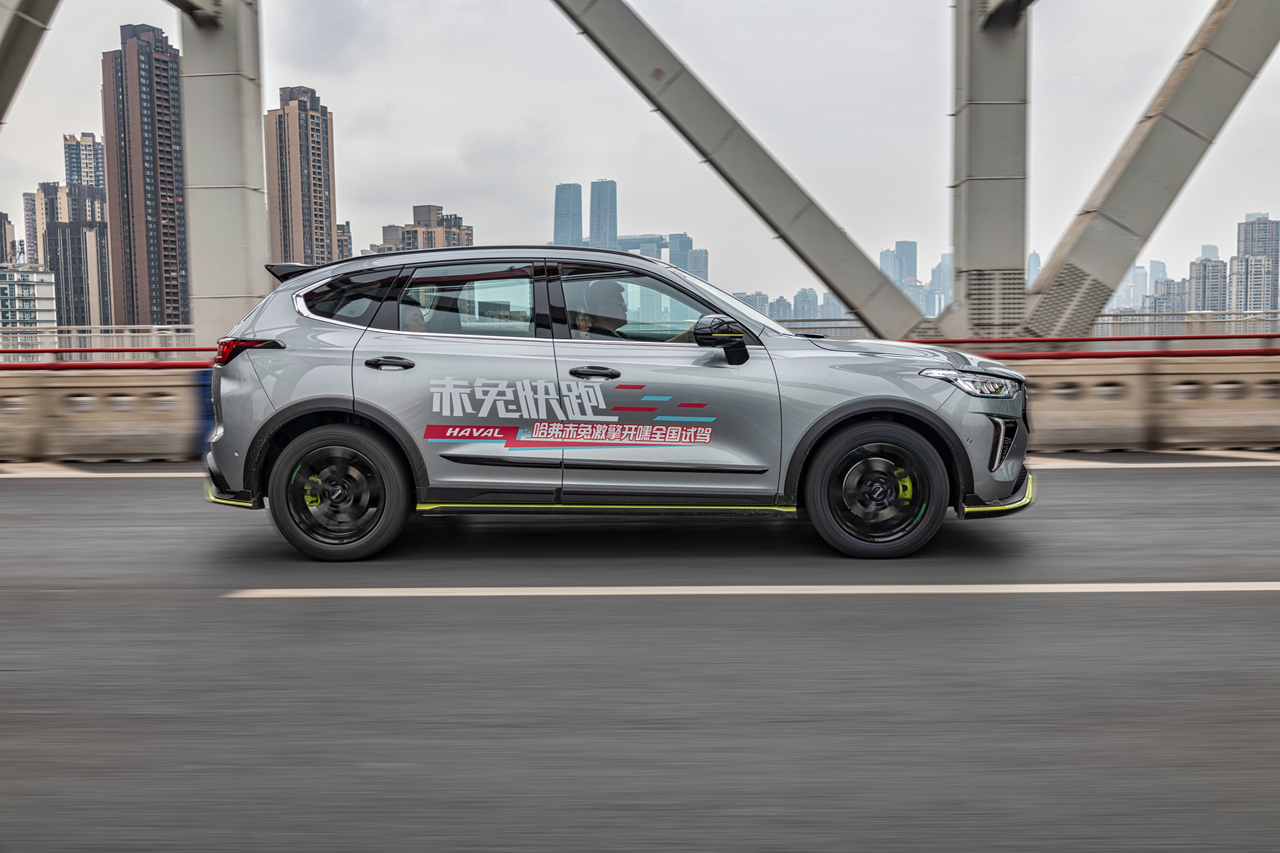 哈弗赤兔混动高速测评,试驾哈弗赤兔